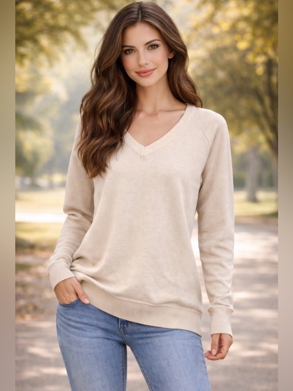 Lucky Brand V-Neck women’s Sweater size small in Cream NWT